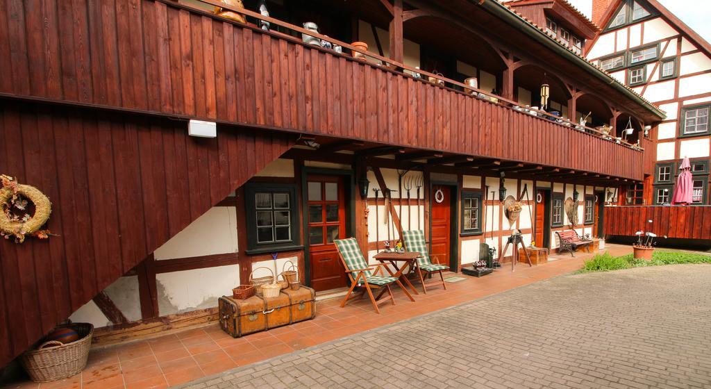 Hotel Erfurter Kreuz Kirchheim  Esterno foto