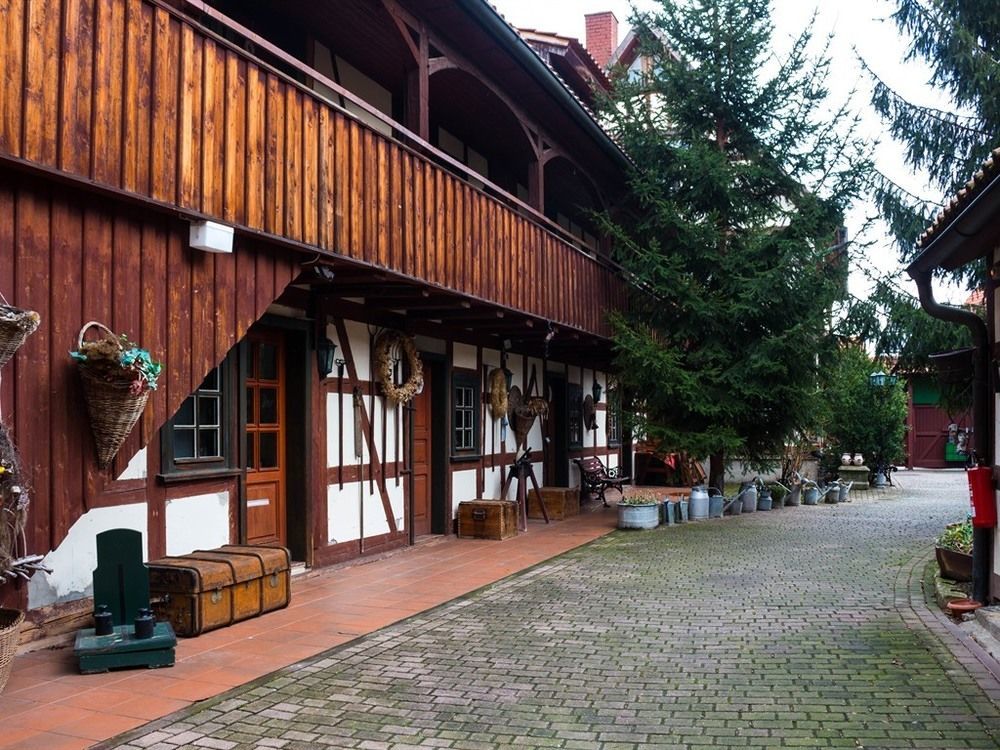 Hotel Erfurter Kreuz Kirchheim  Esterno foto
