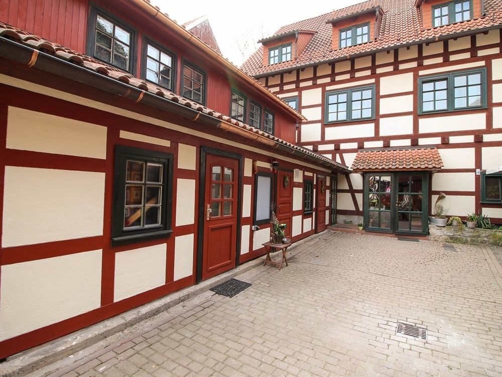 Hotel Erfurter Kreuz Kirchheim  Esterno foto